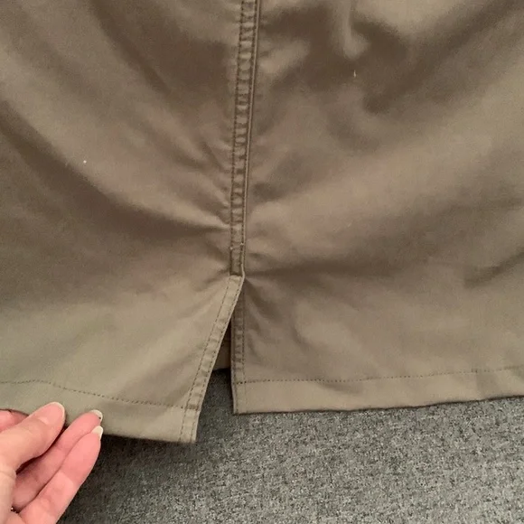 Eddie Bauer light olive brushed cotton stretch midi skirt sz8 w back vent - Picture 7 of 9